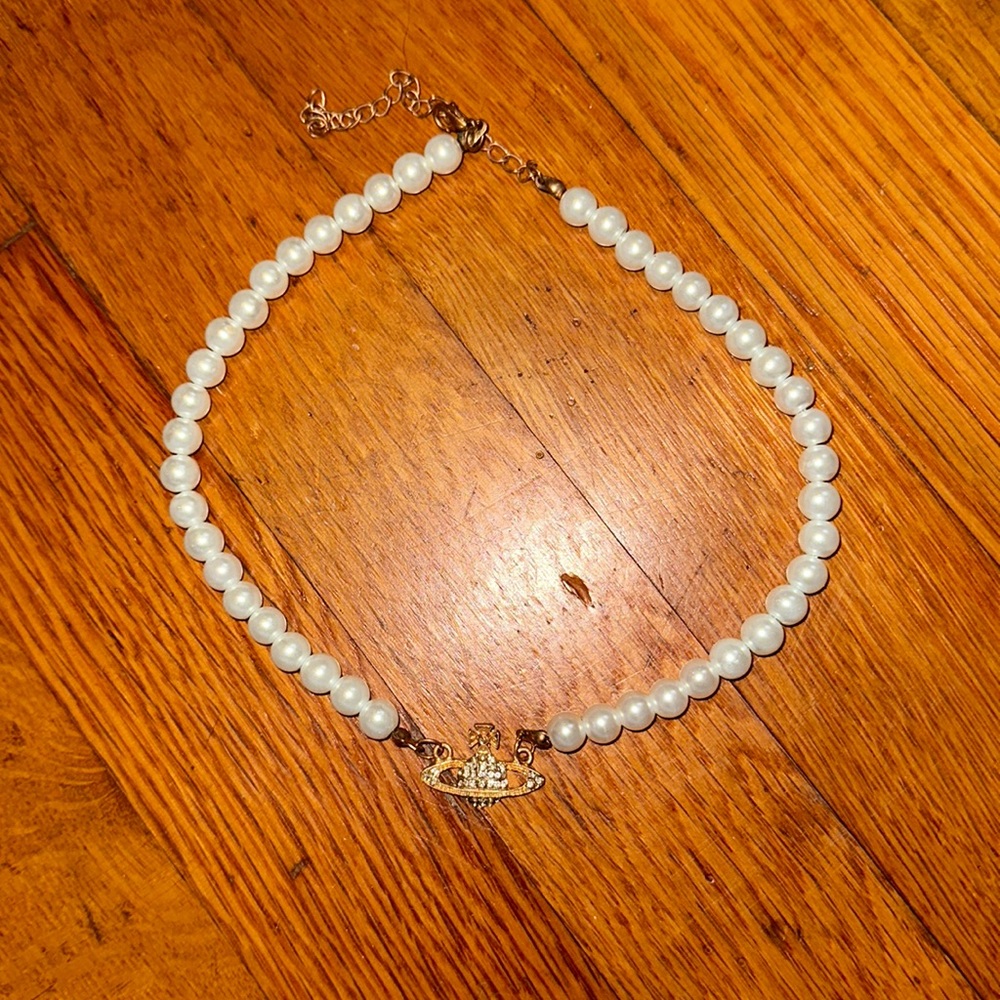 Pearl Necklace with Saturn Charm Choker-18 inch